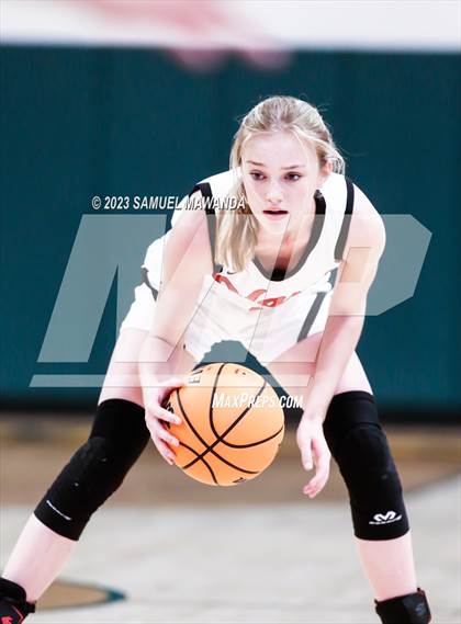 Thumbnail 1 in Hart vs La Salle (CIF SS Division 2AA Championship) photogallery.