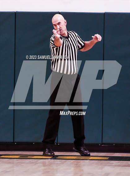 Thumbnail 3 in Hart vs La Salle (CIF SS Division 2AA Championship) photogallery.
