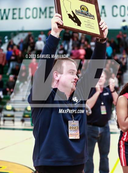 Thumbnail 2 in Hart vs La Salle (CIF SS Division 2AA Championship) photogallery.