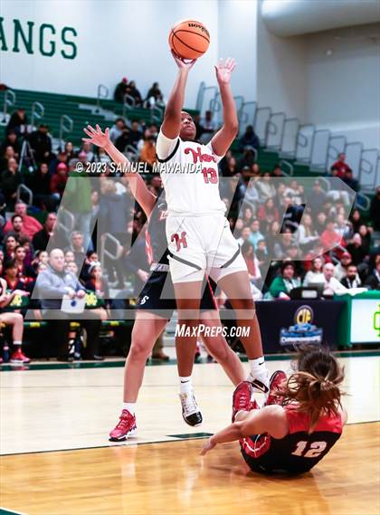 Thumbnail 2 in Hart vs La Salle (CIF SS Division 2AA Championship) photogallery.