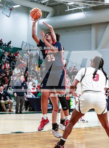 Thumbnail 2 in Hart vs La Salle (CIF SS Division 2AA Championship) photogallery.