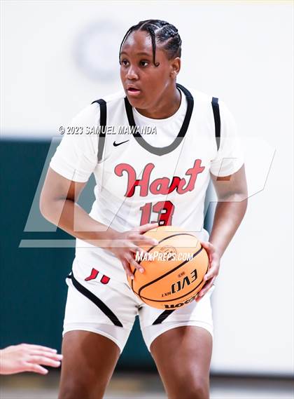Thumbnail 1 in Hart vs La Salle (CIF SS Division 2AA Championship) photogallery.