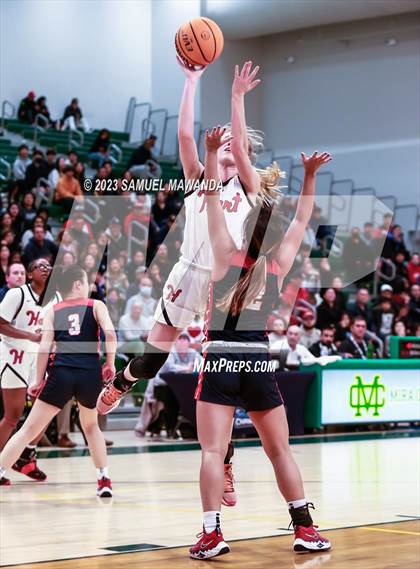 Thumbnail 3 in Hart vs La Salle (CIF SS Division 2AA Championship) photogallery.