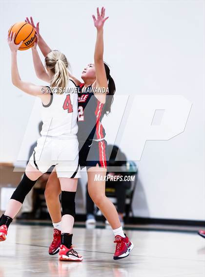 Thumbnail 1 in Hart vs La Salle (CIF SS Division 2AA Championship) photogallery.