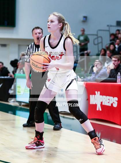 Thumbnail 2 in Hart vs La Salle (CIF SS Division 2AA Championship) photogallery.