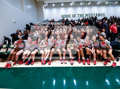 Thumbnail 2 in Hart vs La Salle (CIF SS Division 2AA Championship) photogallery.