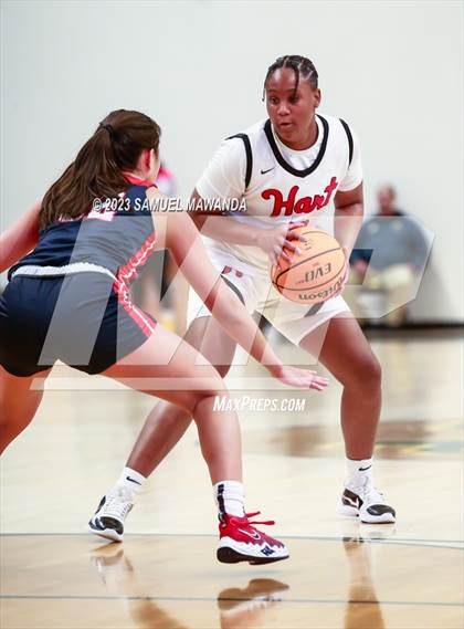 Thumbnail 1 in Hart vs La Salle (CIF SS Division 2AA Championship) photogallery.