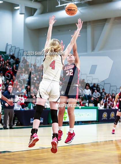 Thumbnail 2 in Hart vs La Salle (CIF SS Division 2AA Championship) photogallery.
