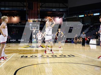 Thumbnail 3 in Holy Cross vs Dixie (9th Region Semifinal) photogallery.