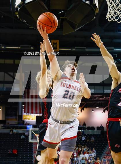 Thumbnail 3 in Holy Cross vs Dixie (9th Region Semifinal) photogallery.