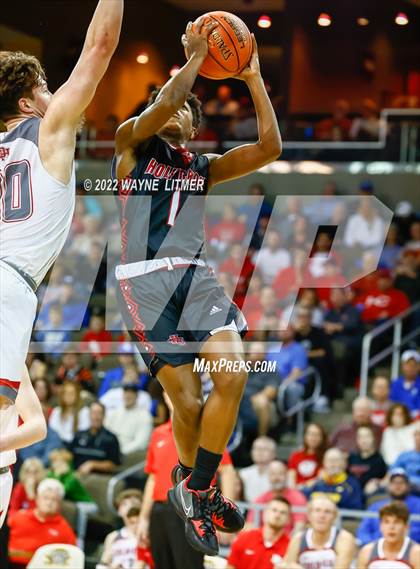 Thumbnail 3 in Holy Cross vs Dixie (9th Region Semifinal) photogallery.