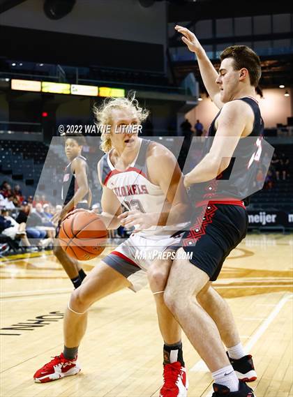 Thumbnail 1 in Holy Cross vs Dixie (9th Region Semifinal) photogallery.