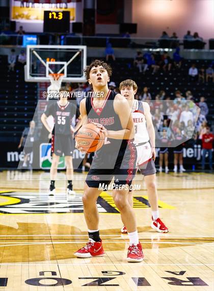 Thumbnail 1 in Holy Cross vs Dixie (9th Region Semifinal) photogallery.
