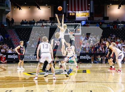 Thumbnail 2 in Holy Cross vs Dixie (9th Region Semifinal) photogallery.