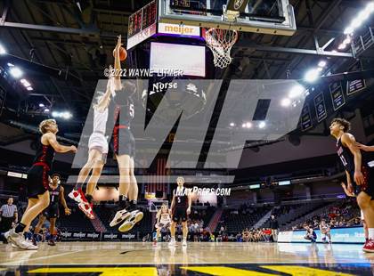 Thumbnail 2 in Holy Cross vs Dixie (9th Region Semifinal) photogallery.