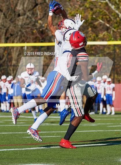 Thumbnail 3 in DeMatha @ St. John's photogallery.