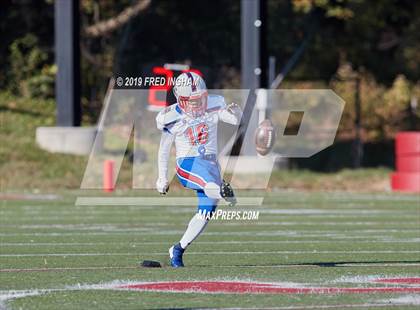 Thumbnail 2 in DeMatha @ St. John's photogallery.