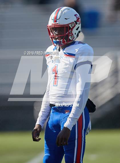 Thumbnail 2 in DeMatha @ St. John's photogallery.
