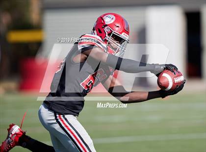 Thumbnail 2 in DeMatha @ St. John's photogallery.