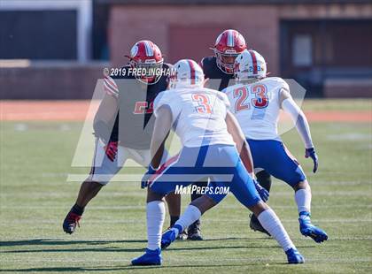 Thumbnail 2 in DeMatha @ St. John's photogallery.