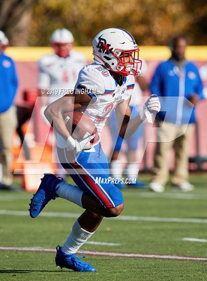 Thumbnail 2 in DeMatha @ St. John's photogallery.