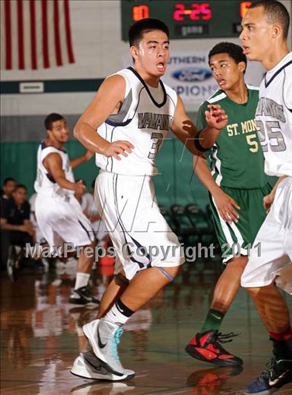 Thumbnail 3 in St. Genevieve vs. St. Monica (Tip-Off Classic) photogallery.