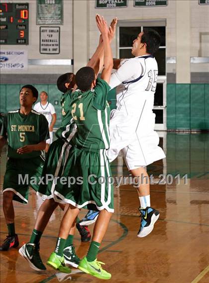 Thumbnail 3 in St. Genevieve vs. St. Monica (Tip-Off Classic) photogallery.