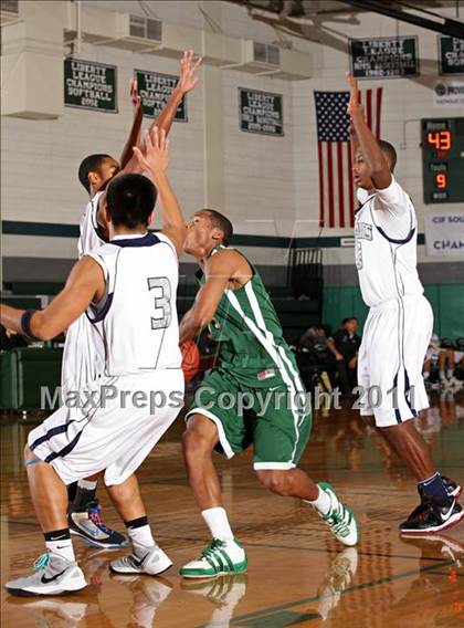 Thumbnail 1 in St. Genevieve vs. St. Monica (Tip-Off Classic) photogallery.