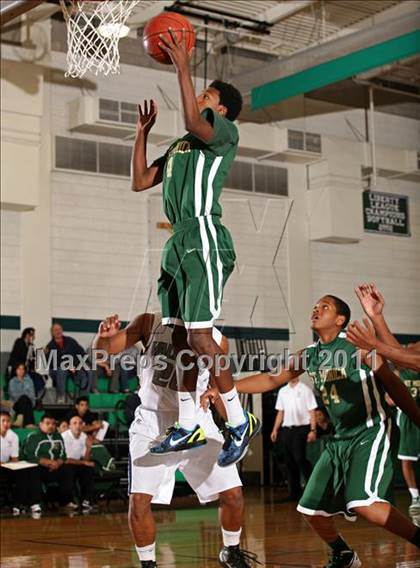 Thumbnail 1 in St. Genevieve vs. St. Monica (Tip-Off Classic) photogallery.