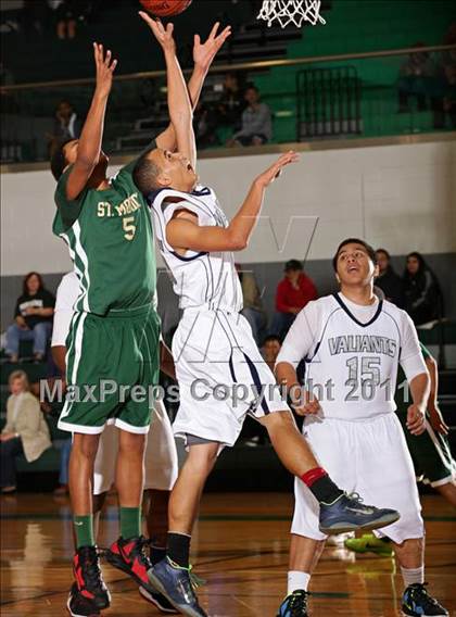 Thumbnail 3 in St. Genevieve vs. St. Monica (Tip-Off Classic) photogallery.