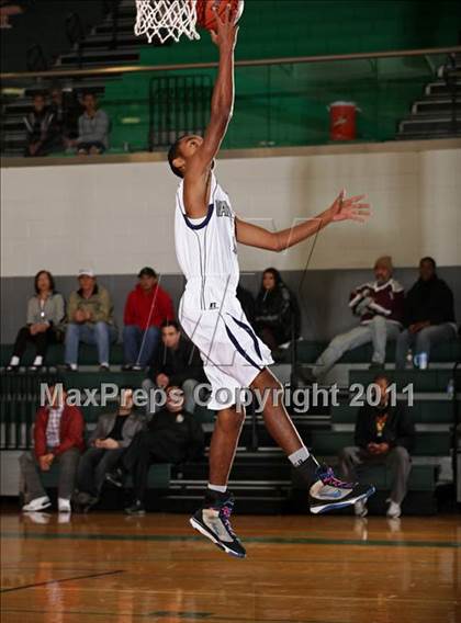 Thumbnail 1 in St. Genevieve vs. St. Monica (Tip-Off Classic) photogallery.
