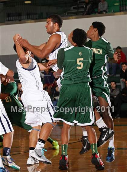 Thumbnail 1 in St. Genevieve vs. St. Monica (Tip-Off Classic) photogallery.