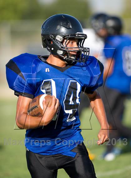 Thumbnail 3 in Frontier vs Clovis North photogallery.