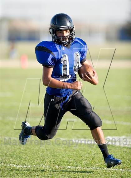 Thumbnail 3 in Frontier vs Clovis North photogallery.