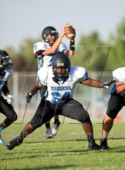 Thumbnail 3 in Frontier vs Clovis North photogallery.