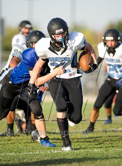 Thumbnail 1 in Frontier vs Clovis North photogallery.