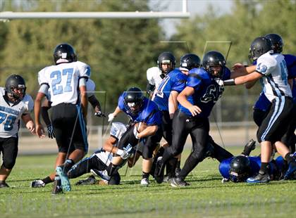 Thumbnail 2 in Frontier vs Clovis North photogallery.
