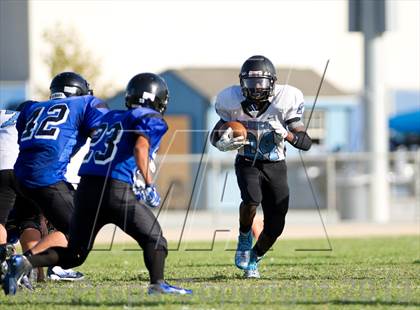 Thumbnail 2 in Frontier vs Clovis North photogallery.