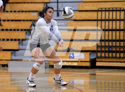 Thumbnail 3 in Chula Vista Learning Community Charter vs. Maranatha Christian (CIF SDS D4 Final) photogallery.
