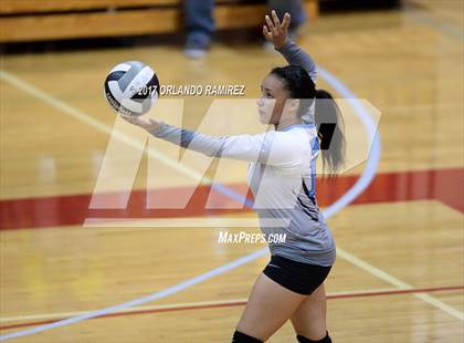 Thumbnail 2 in Chula Vista Learning Community Charter vs. Maranatha Christian (CIF SDS D4 Final) photogallery.