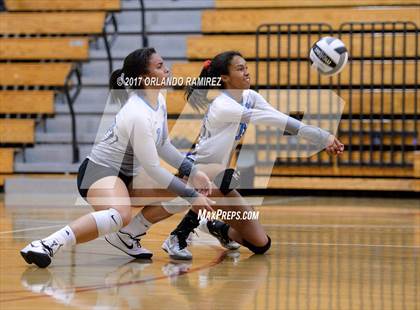 Thumbnail 1 in Chula Vista Learning Community Charter vs. Maranatha Christian (CIF SDS D4 Final) photogallery.