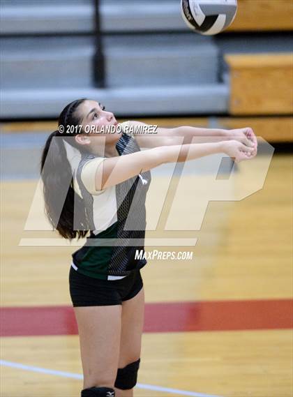 Thumbnail 2 in Chula Vista Learning Community Charter vs. Maranatha Christian (CIF SDS D4 Final) photogallery.