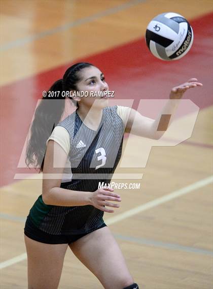Thumbnail 2 in Chula Vista Learning Community Charter vs. Maranatha Christian (CIF SDS D4 Final) photogallery.