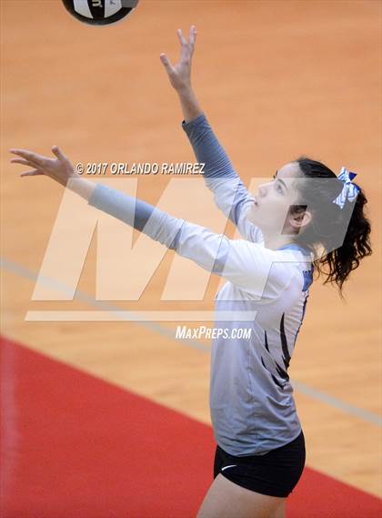 Thumbnail 2 in Chula Vista Learning Community Charter vs. Maranatha Christian (CIF SDS D4 Final) photogallery.