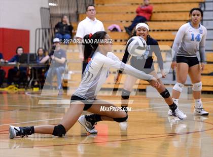 Thumbnail 2 in Chula Vista Learning Community Charter vs. Maranatha Christian (CIF SDS D4 Final) photogallery.