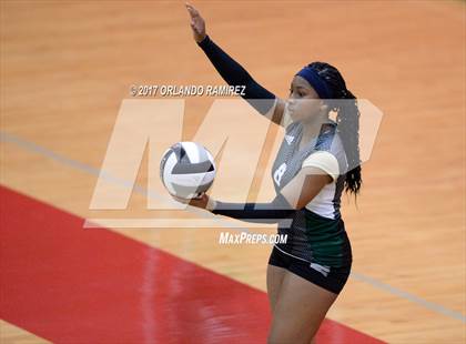 Thumbnail 1 in Chula Vista Learning Community Charter vs. Maranatha Christian (CIF SDS D4 Final) photogallery.