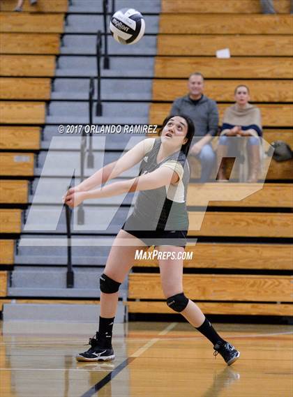 Thumbnail 2 in Chula Vista Learning Community Charter vs. Maranatha Christian (CIF SDS D4 Final) photogallery.