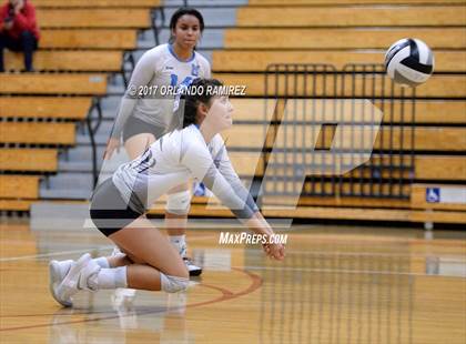 Thumbnail 1 in Chula Vista Learning Community Charter vs. Maranatha Christian (CIF SDS D4 Final) photogallery.