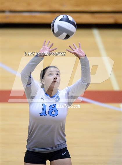 Thumbnail 3 in Chula Vista Learning Community Charter vs. Maranatha Christian (CIF SDS D4 Final) photogallery.