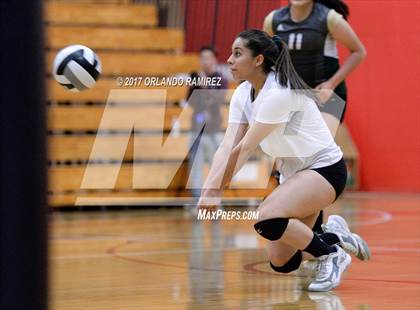 Thumbnail 1 in Chula Vista Learning Community Charter vs. Maranatha Christian (CIF SDS D4 Final) photogallery.
